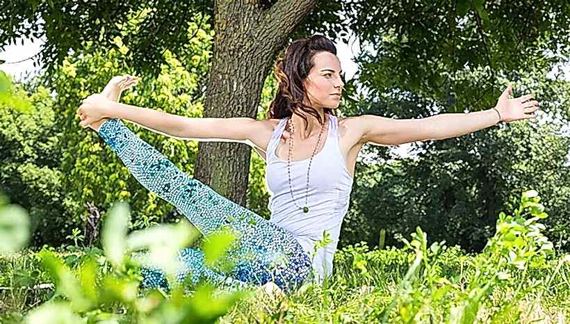 Essential yoga u junu