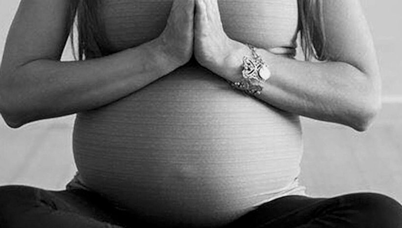 Prenatal Yoga – yoga za žene u drugom stanju i psihofizička priprema za porođaj Prenatal Yoga – yoga za žene u drugom stanju i psihofizička priprema za porođaj