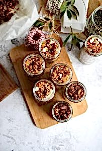 Orasi iz rerne kandirani u medu - recept i foto: Jelena Malenović
